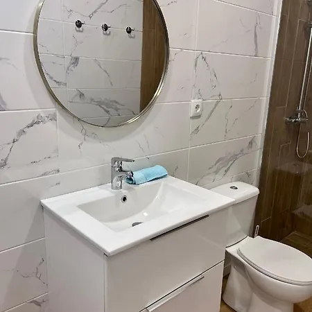Apartment Gatu Premium La Pepa, Preferente Mayores De 25 Anos Y Familias *